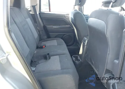 2016 Jeep Compass Sport z USA, uszkodzony, nr VIN 1C4NJCBA8GD568378